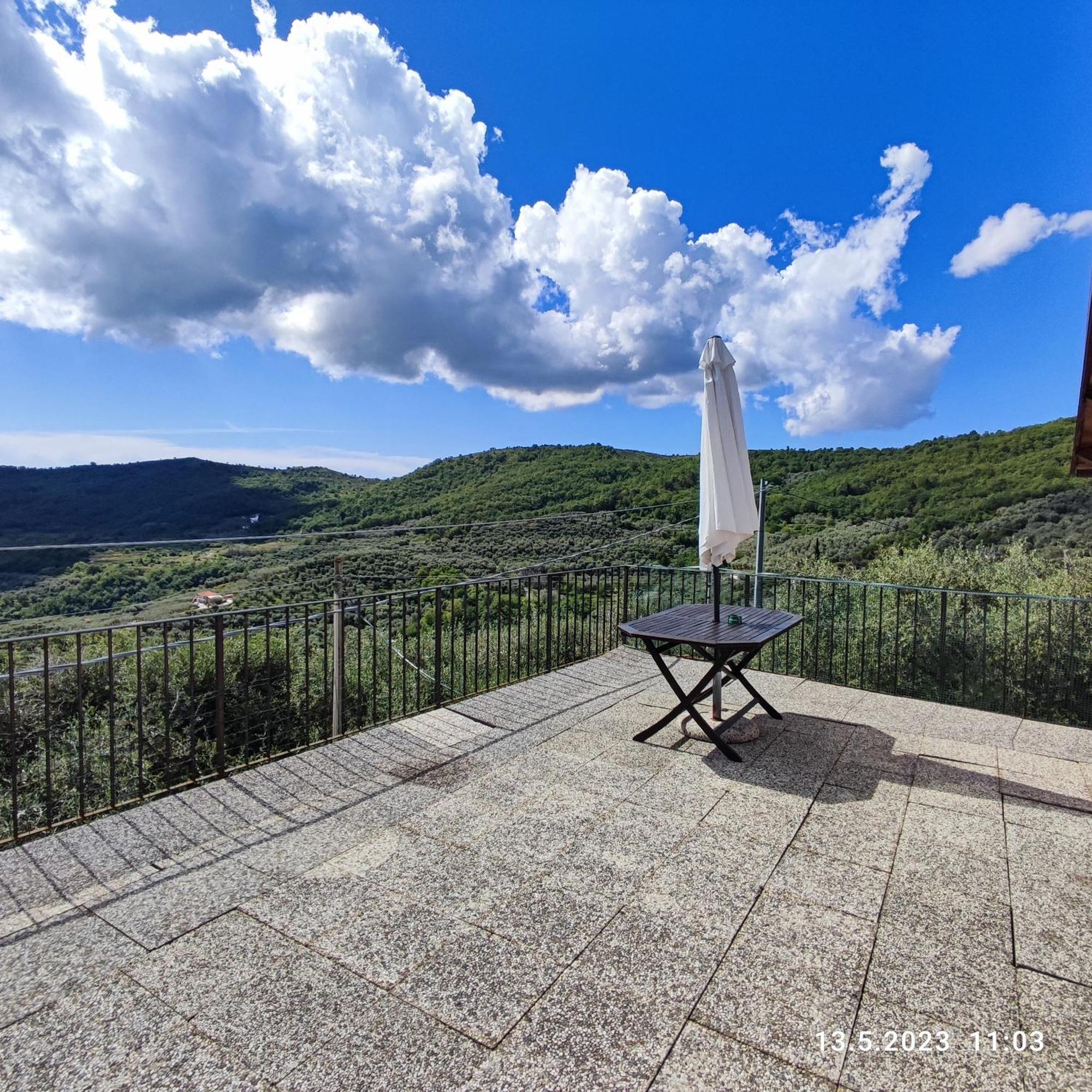 Villa Berio Due - Tuija Villa Viani Exteriör bild